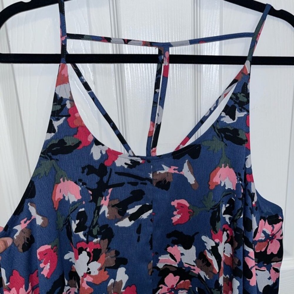 Floral v neck shift dress